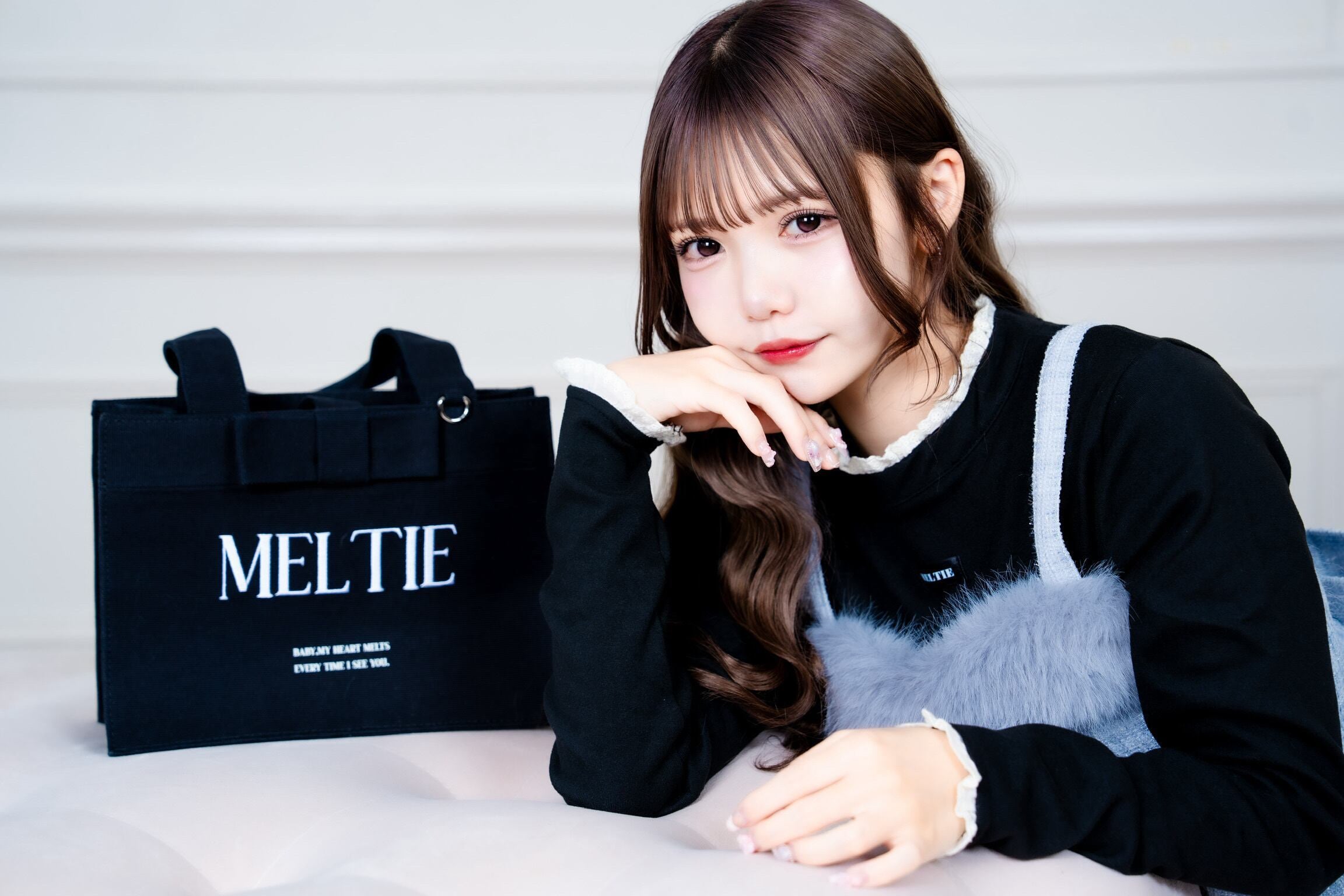 ribbon canvas tote bag〈MEDIUM〉