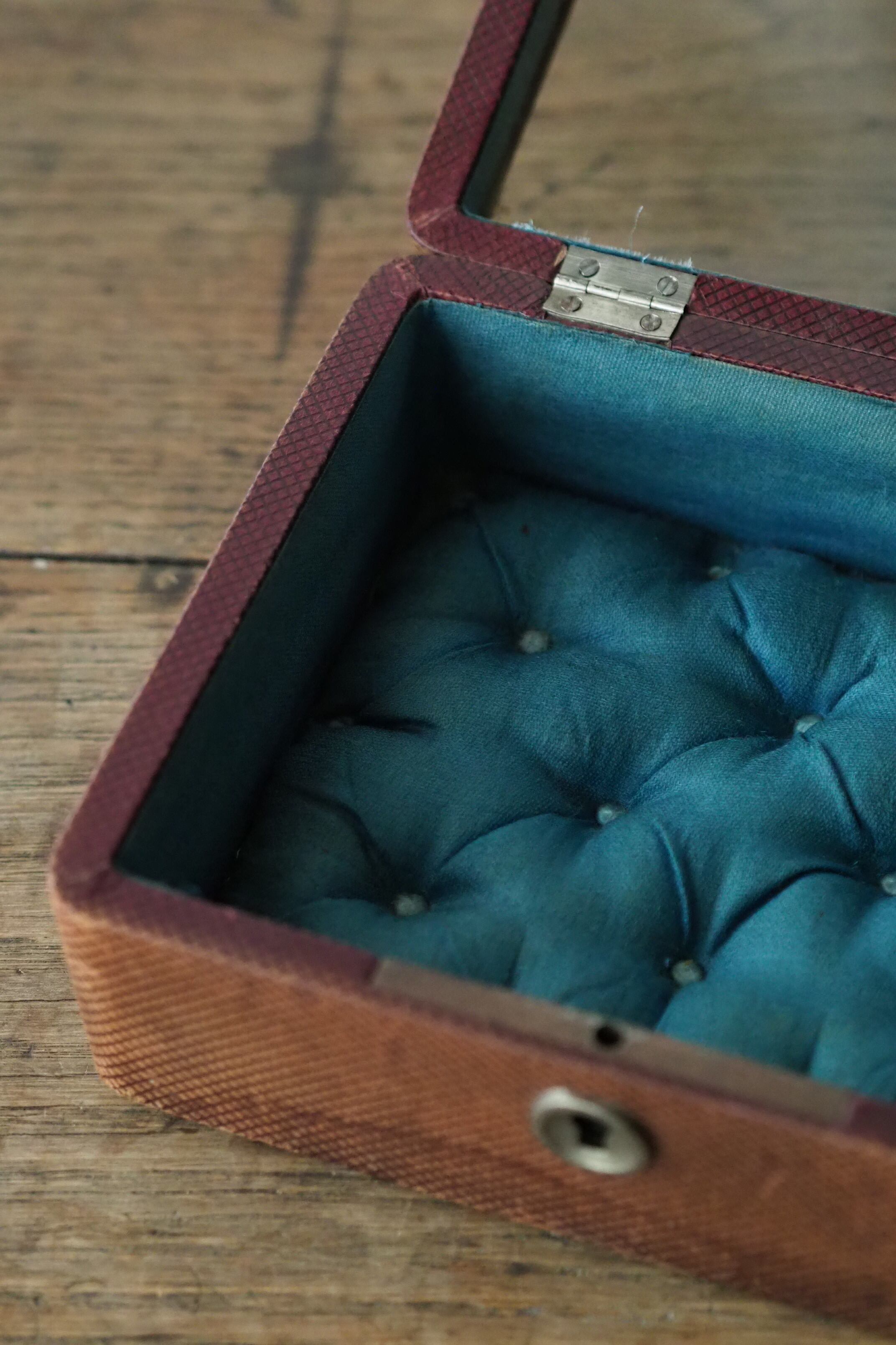 小さなコレクションケース-antique glass case | アンティーク