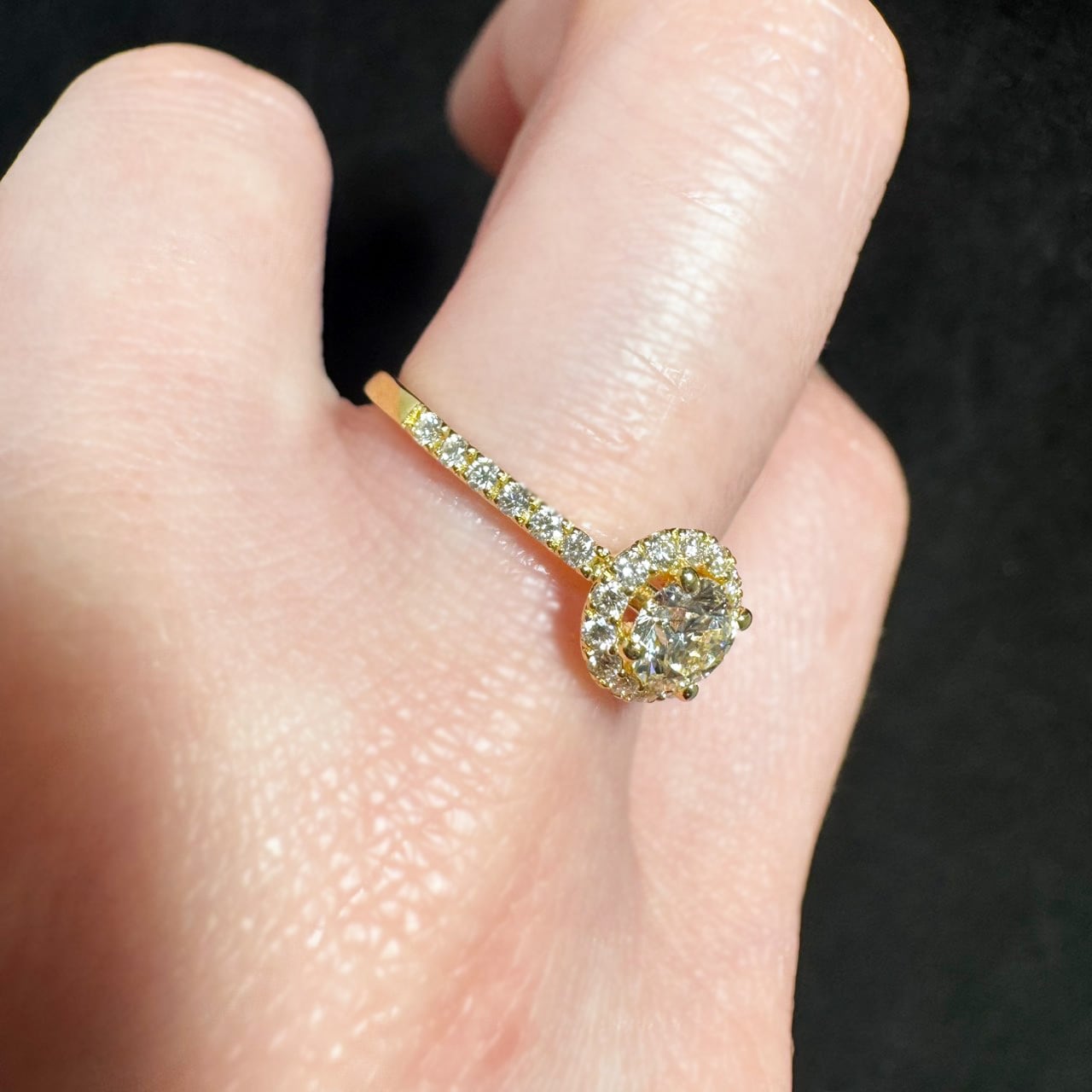 CGLソーティング付】K18YG 0.313ct ダイヤモンド 取り巻き(ヘイロー