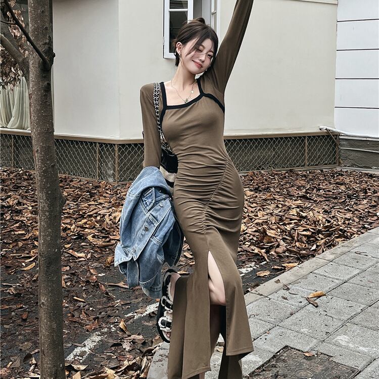 【新作】【送料無料】 ブラックホットガール長袖ドレス女性の初秋韓国スクエアネックウエストスリット気質ミッドレングスフィッシュテールスカート 0296294553876