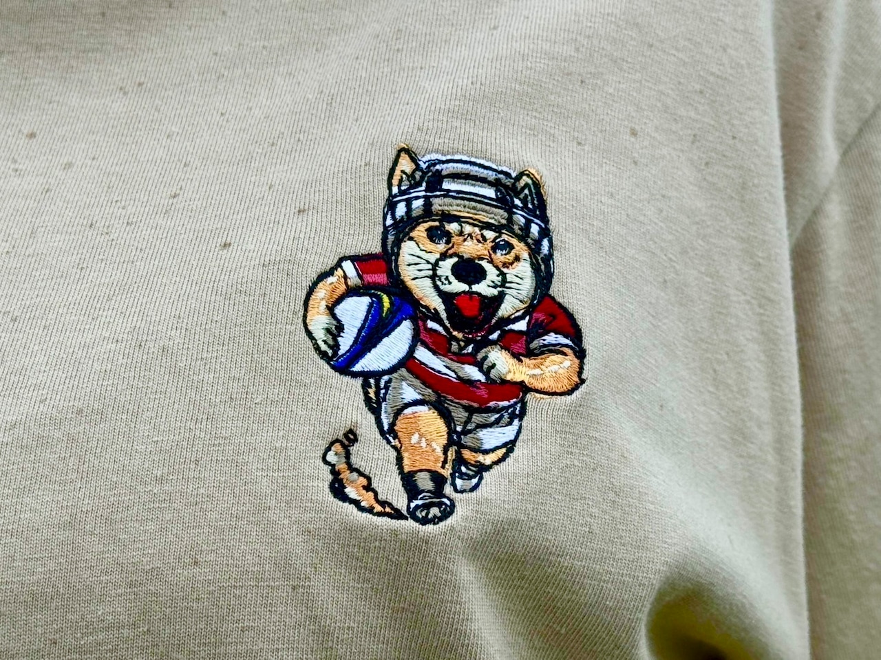 柴ラグ刺繍Tシャツ ベージュ
