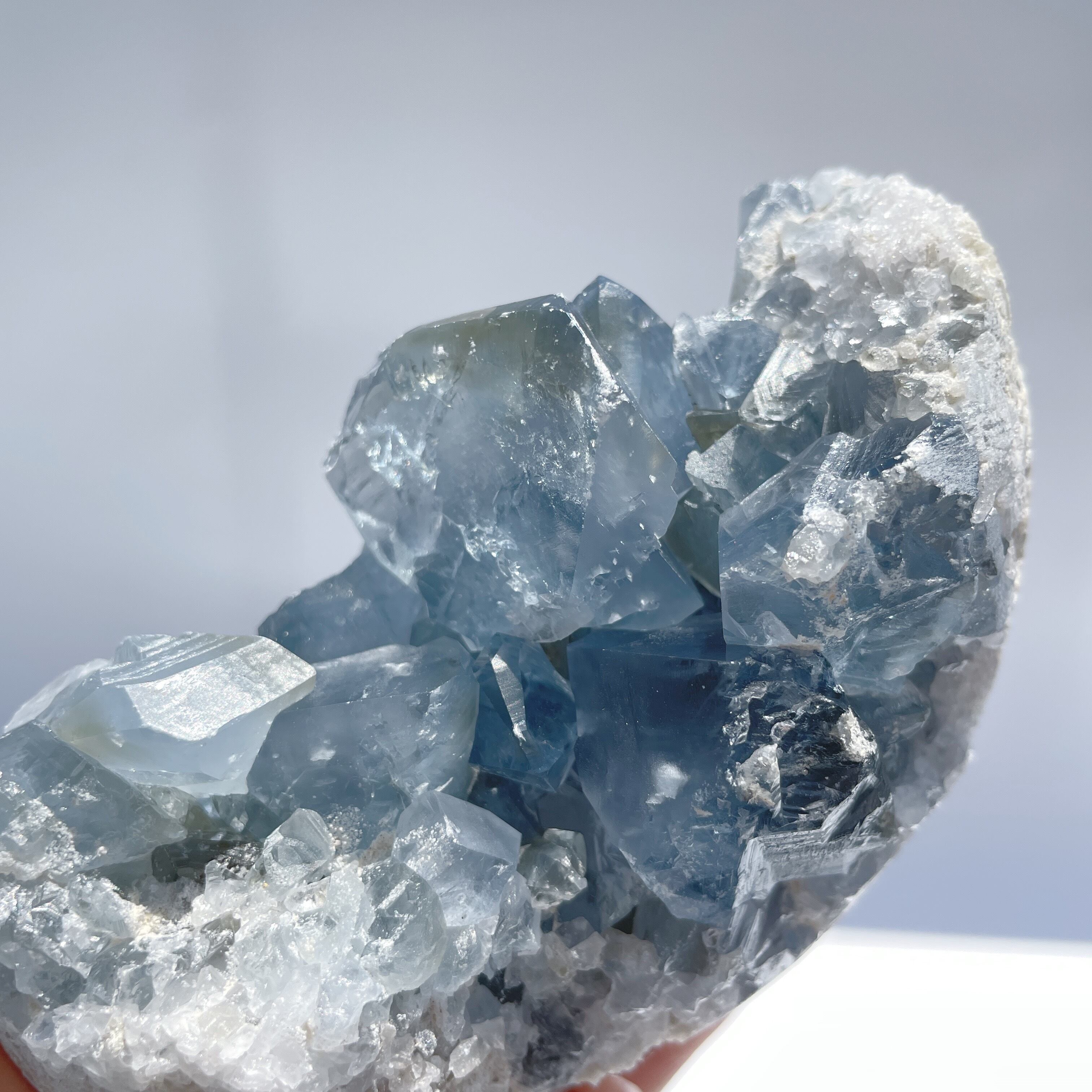 ⭐️美品⭐️卵型⭐️セレスタイト⭐️ 清々しいブルー！セレスタイト 卵型35◇ Celestite ◇天然石・鉱物