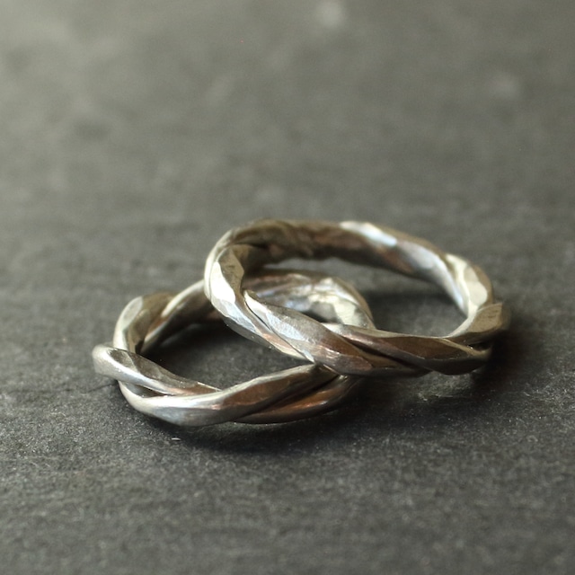 ◆錫 (スズ) × silver リング【Twist Hammered Tin Ring】