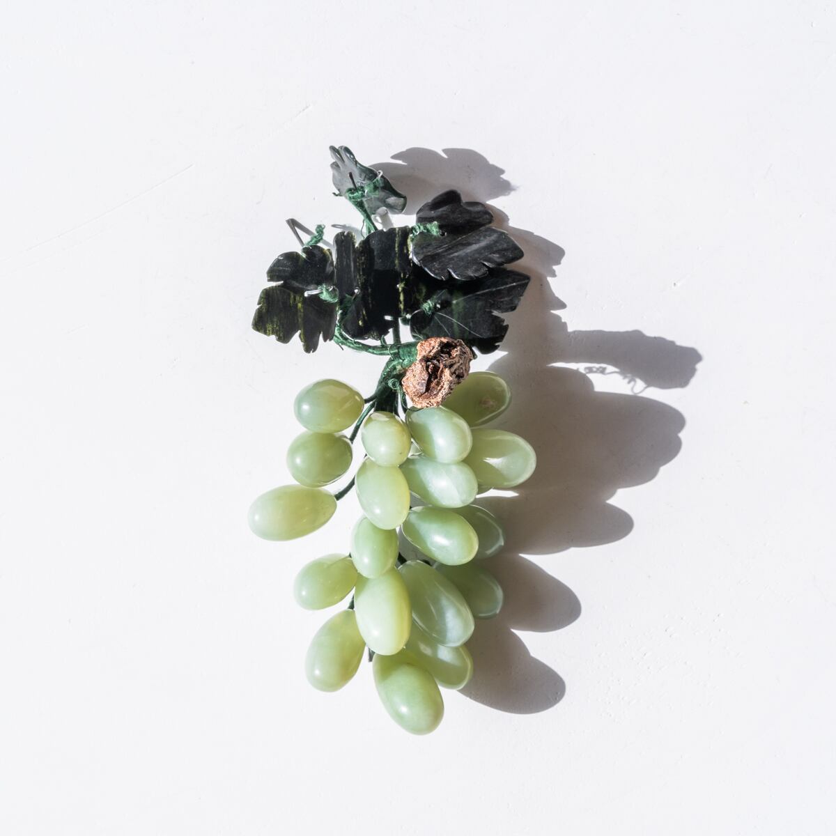 Gemstones Grapes (Emerald)