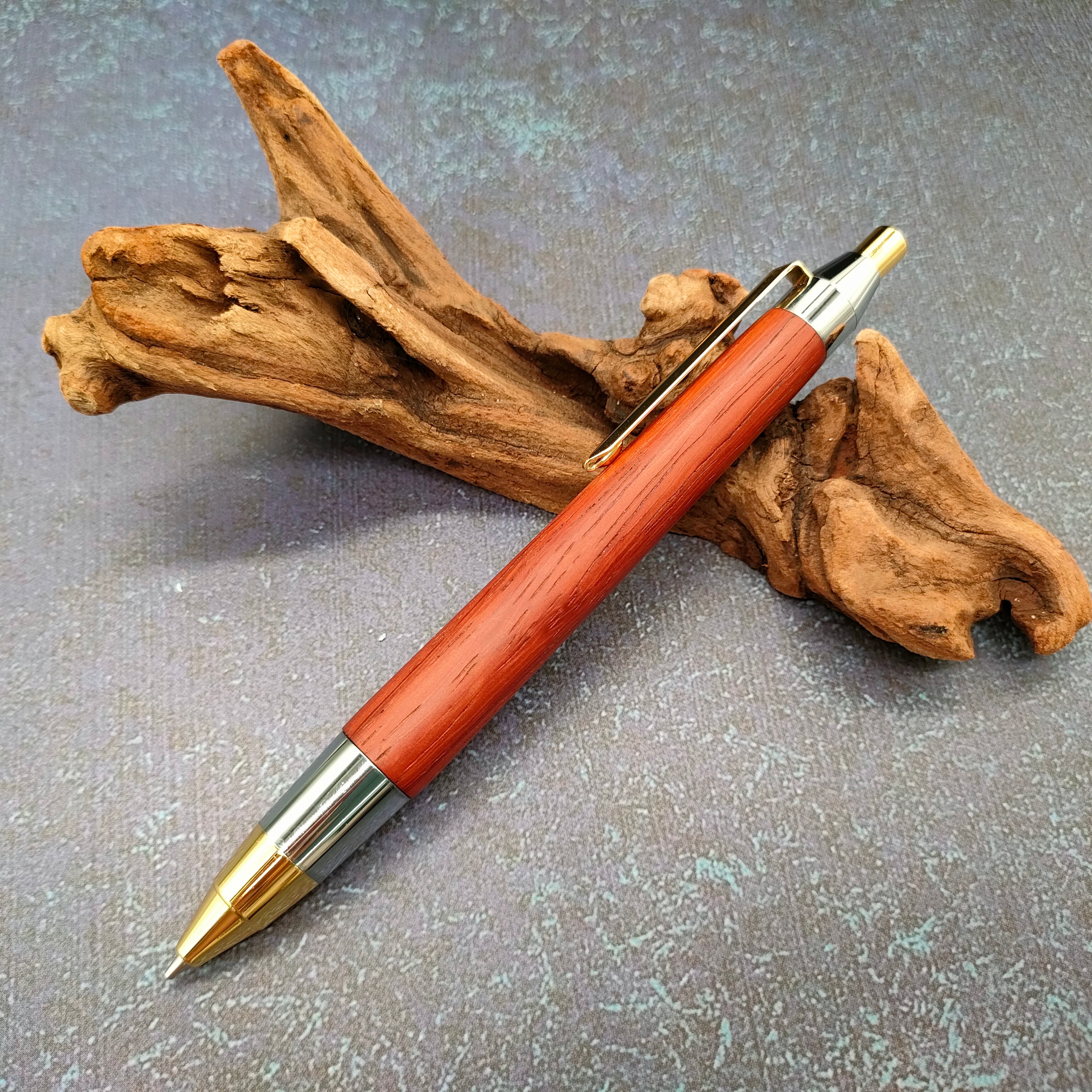 ZAWASOU 木軸ペン