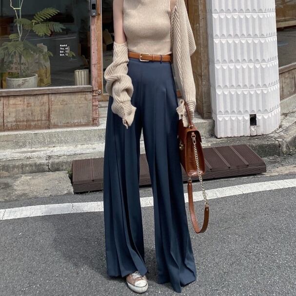 パンツ レディース ワイドパンツ 4カラー S M カーキ ブラック ホワイト ネイビー カラバリ ボトムス ワイドレッグ ロング 無地 プリーツ ベルトループ ルーズ ハイウエスト スタイルアップ 脚長効果 体型カバー 華奢見え シンプル きれいめ カジュアル フェミニン 上品 クール かっこいい 大人可愛い おしゃれ 普段使い デート お出かけ 女子会 休日 旅行 通勤 通学 ママ 着まわし ファッション コーデ スタイル モテ 存在感 こなれ感 ユニーク 10代 20代 30代 40代 送料無料