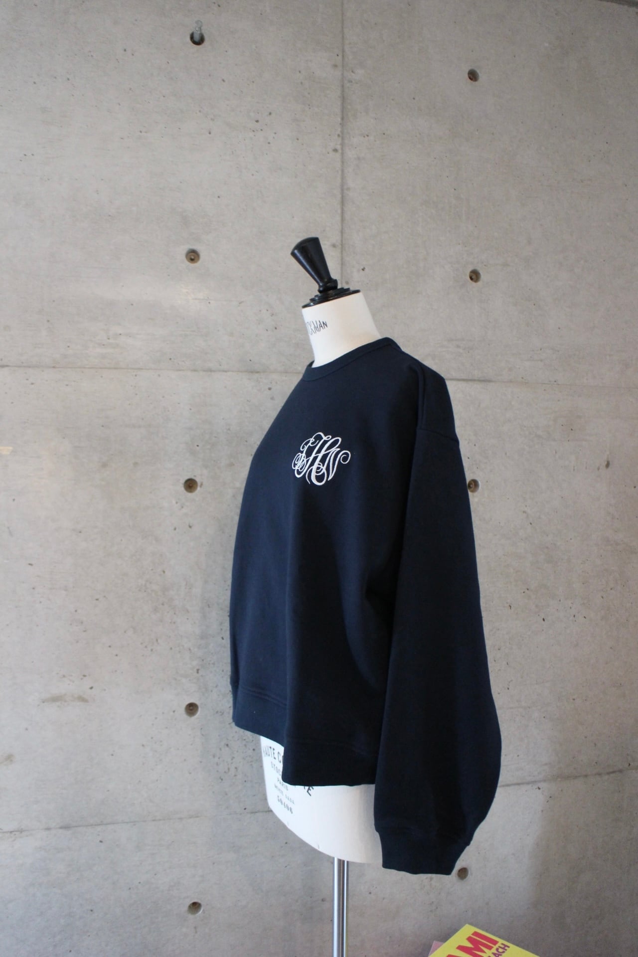 Monogram sweatshirt/Navy | J.N.Hearts