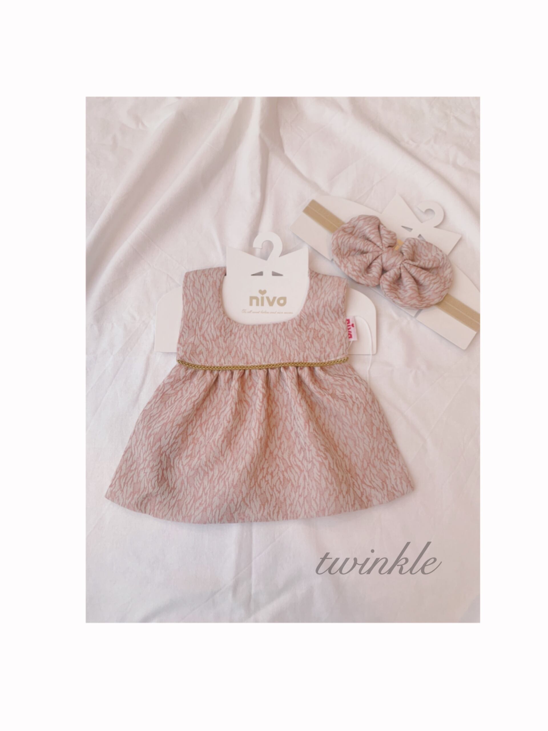 即納 nivaピンクのスタイとヘアバンド