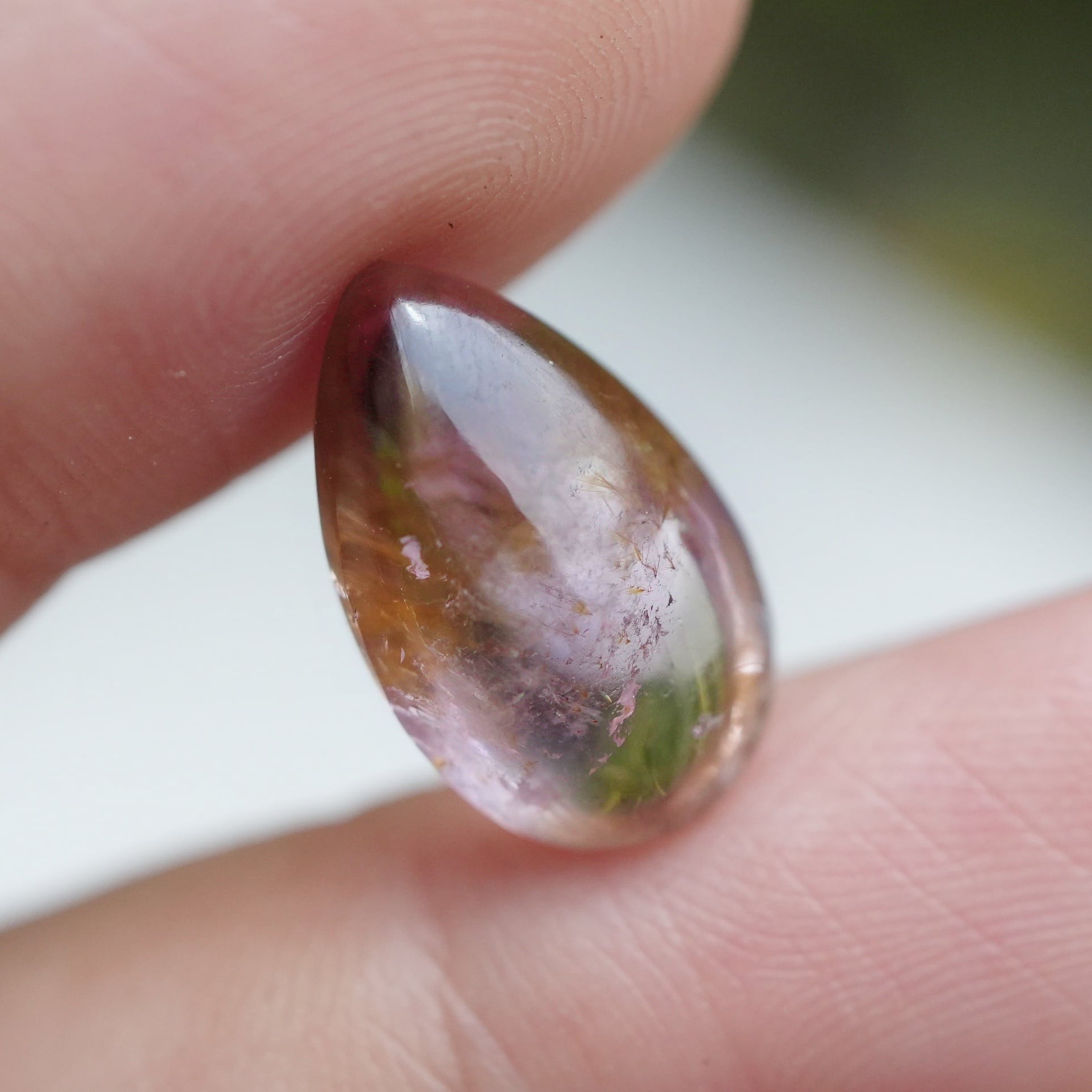 びっしり カクセコナイト✨ 【愛の守護石♡】虹入り˚✧₊⁎アメジスト 虹ドロップ☆カコクセナイト in アメジスト☆スーパーセブン s1481