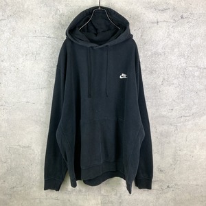 ナイキ パーカー 刺繍ロゴ