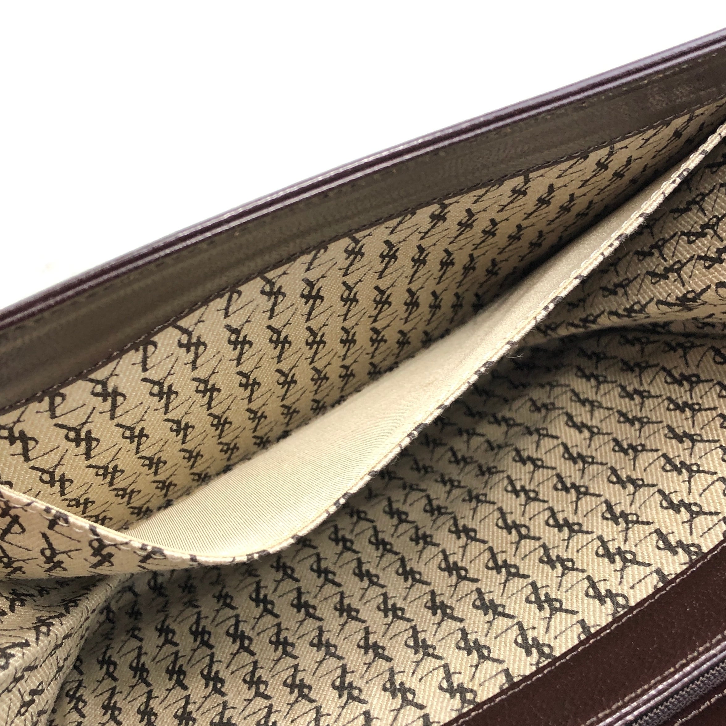 Yves Saint Laurent イヴ・サンローラン ショルダーバッグ ダーク