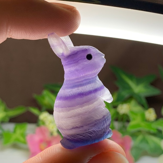1.フローライトうさぎ・インテリア