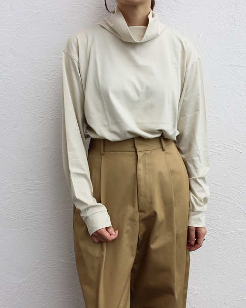 ESLOW/highneck pullover