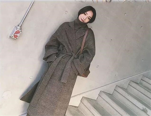 新作★ 秋に定番!ロング ウインドブレーカー ウールコート ロングセクション ひざ丈 女性 タイド