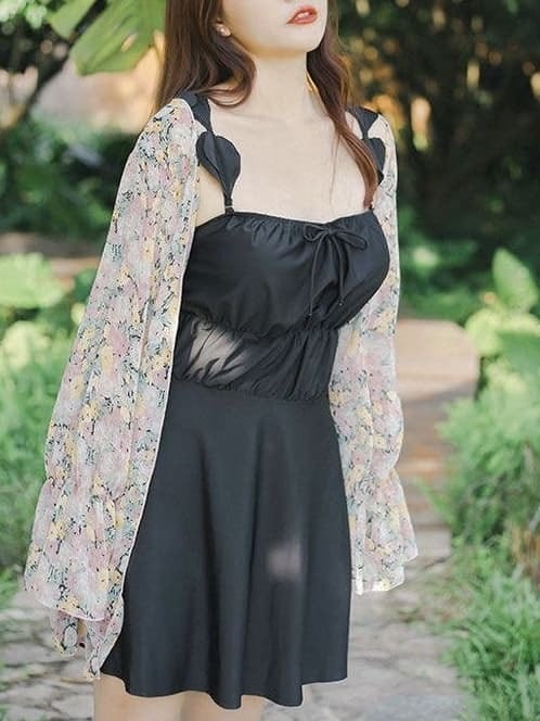 ギャザー使いワンピース水着 花柄カーデ付き フレアライン キュート フェミニン 大きいサイズ 韓国 CH3560