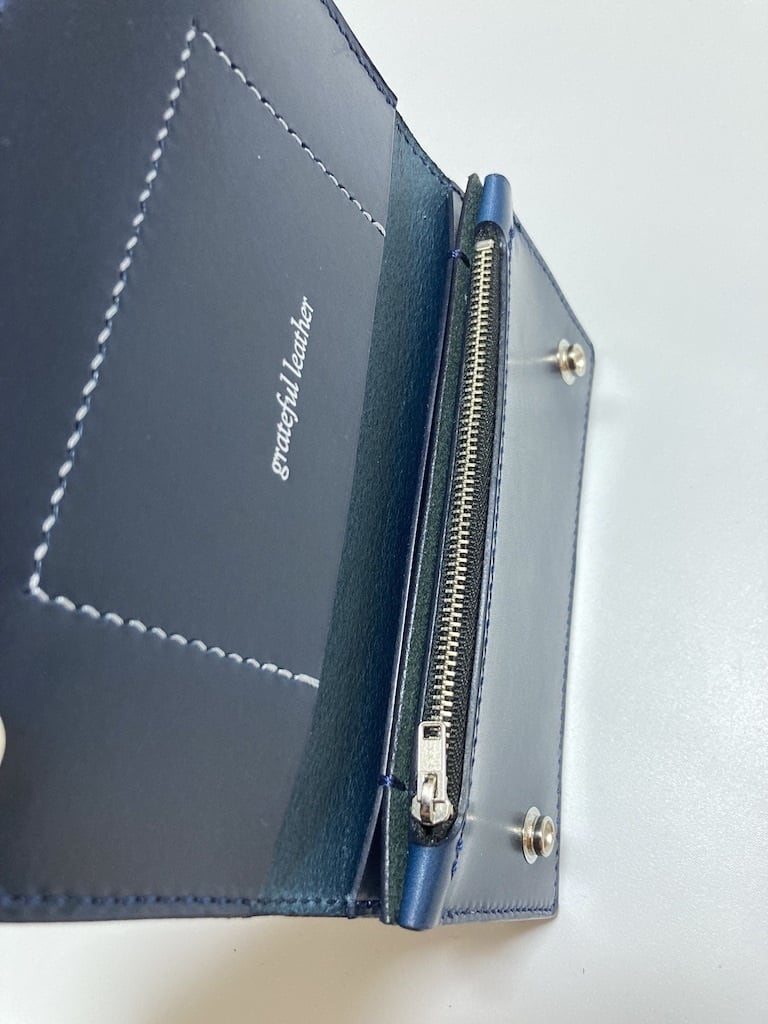 STUDS WALLET　スタッズウォレット