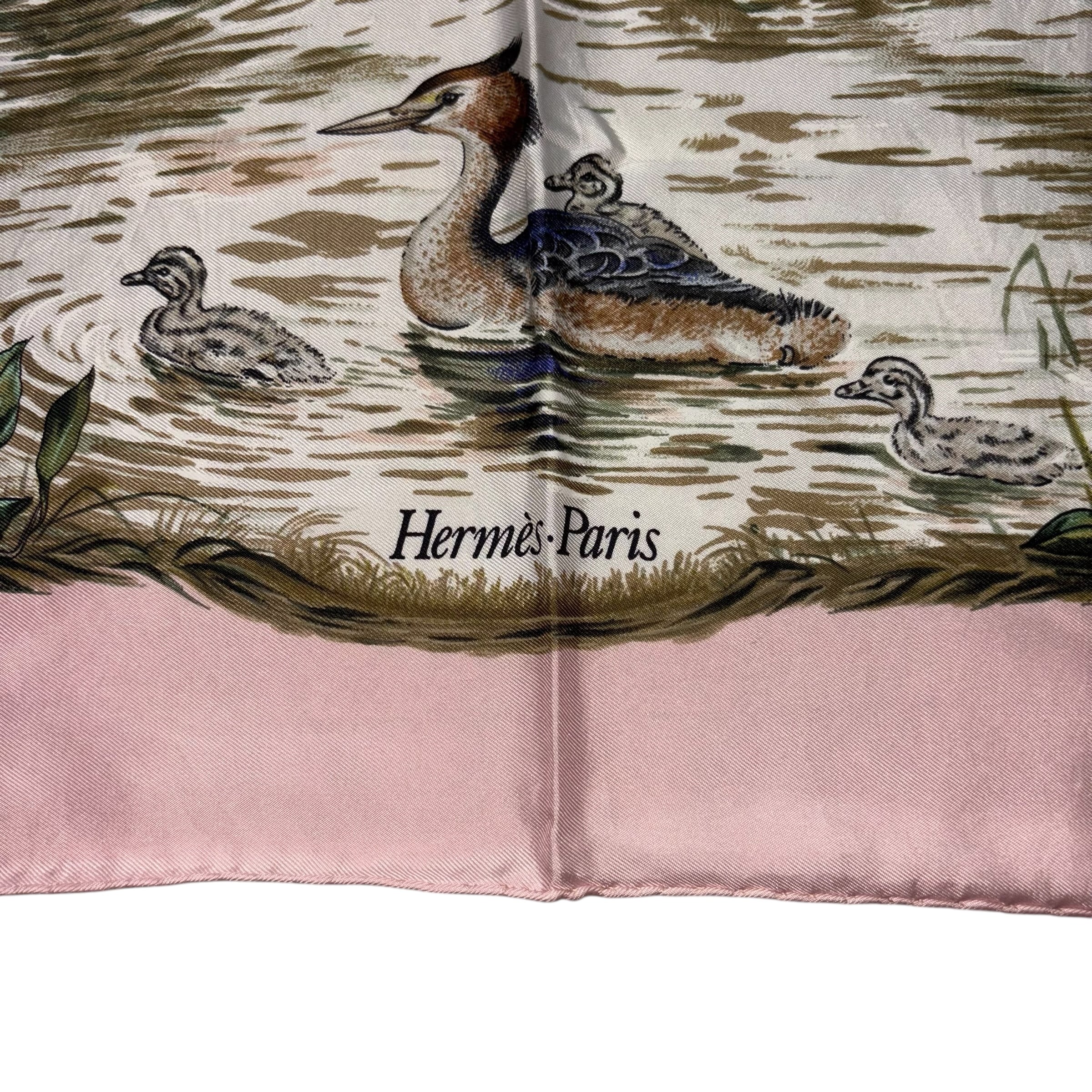 HERMES carre 90 “Halte en Camargue” | NOIR ONLINE