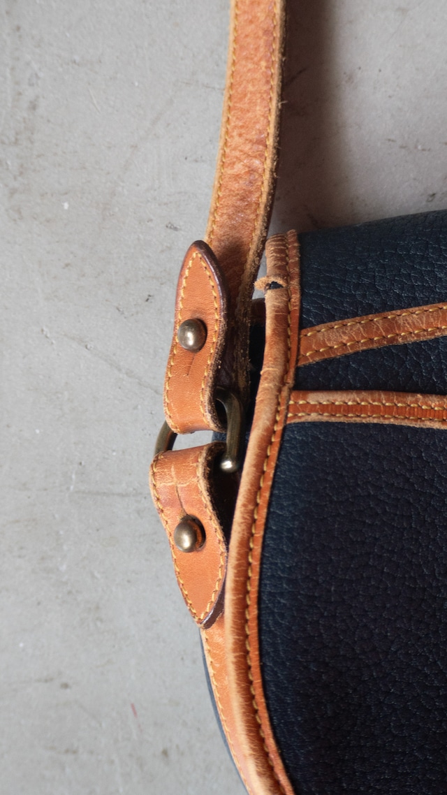 "Dooney & Bourke" 1980s All weather leather bag