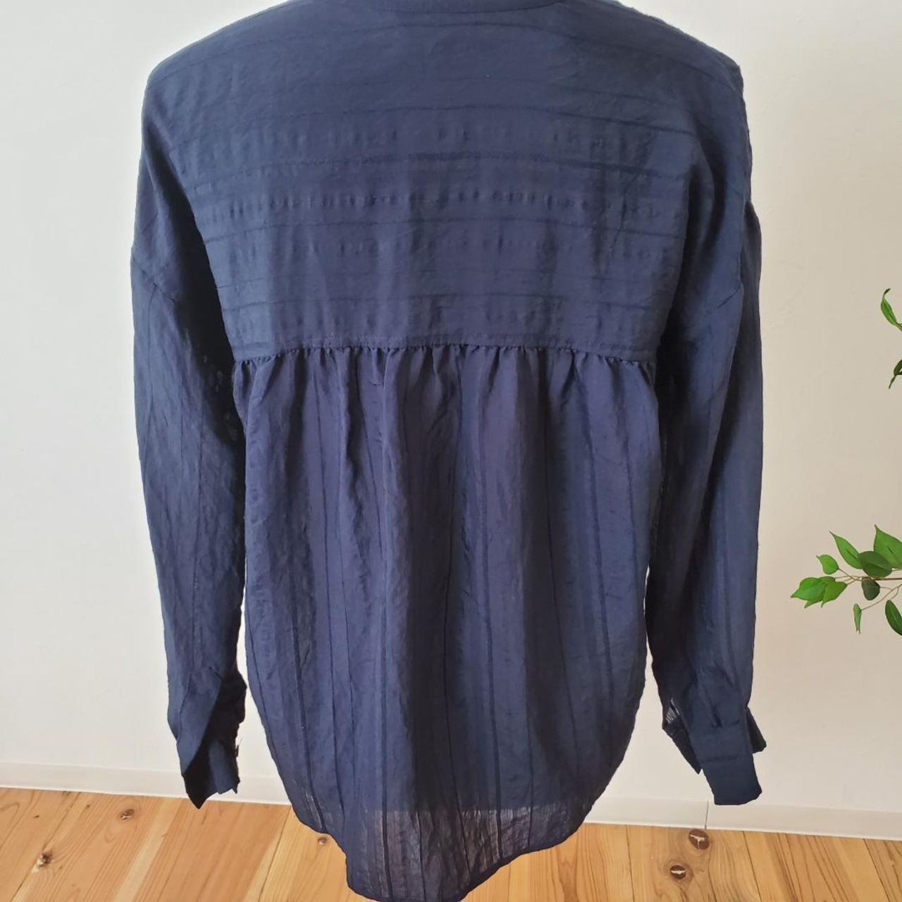 【USED】Vince　ビンス　春シャツ　美品　オフィスフォーマル　