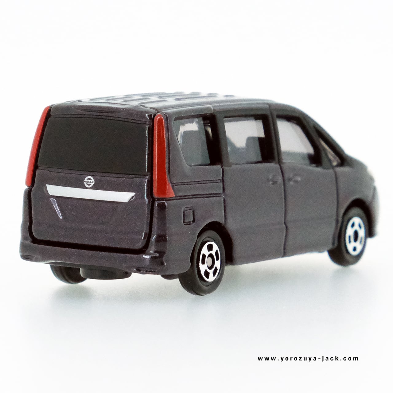 トミカ 日産セレナ ☆絶版トミカ☆日産 セレナ e-POWER NO.52 5代目 白×黒 新車