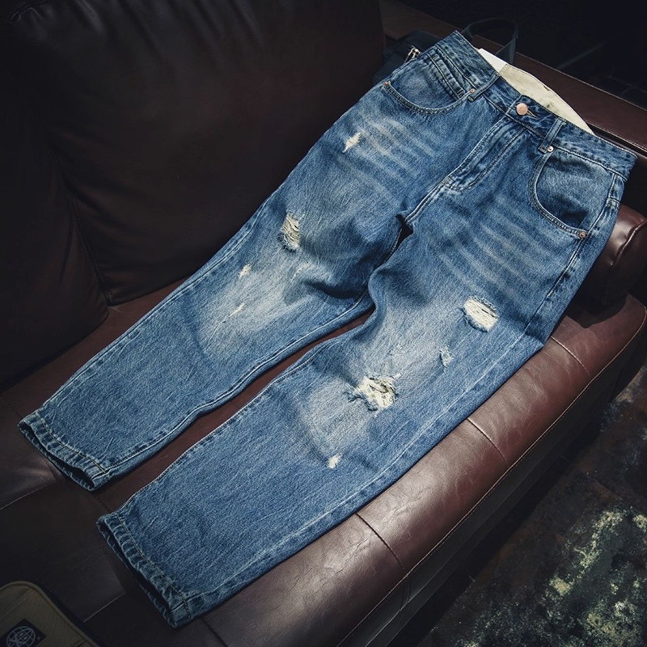 Damage Processed Straight Leg Mid Rise Denim Pants ◇H0782