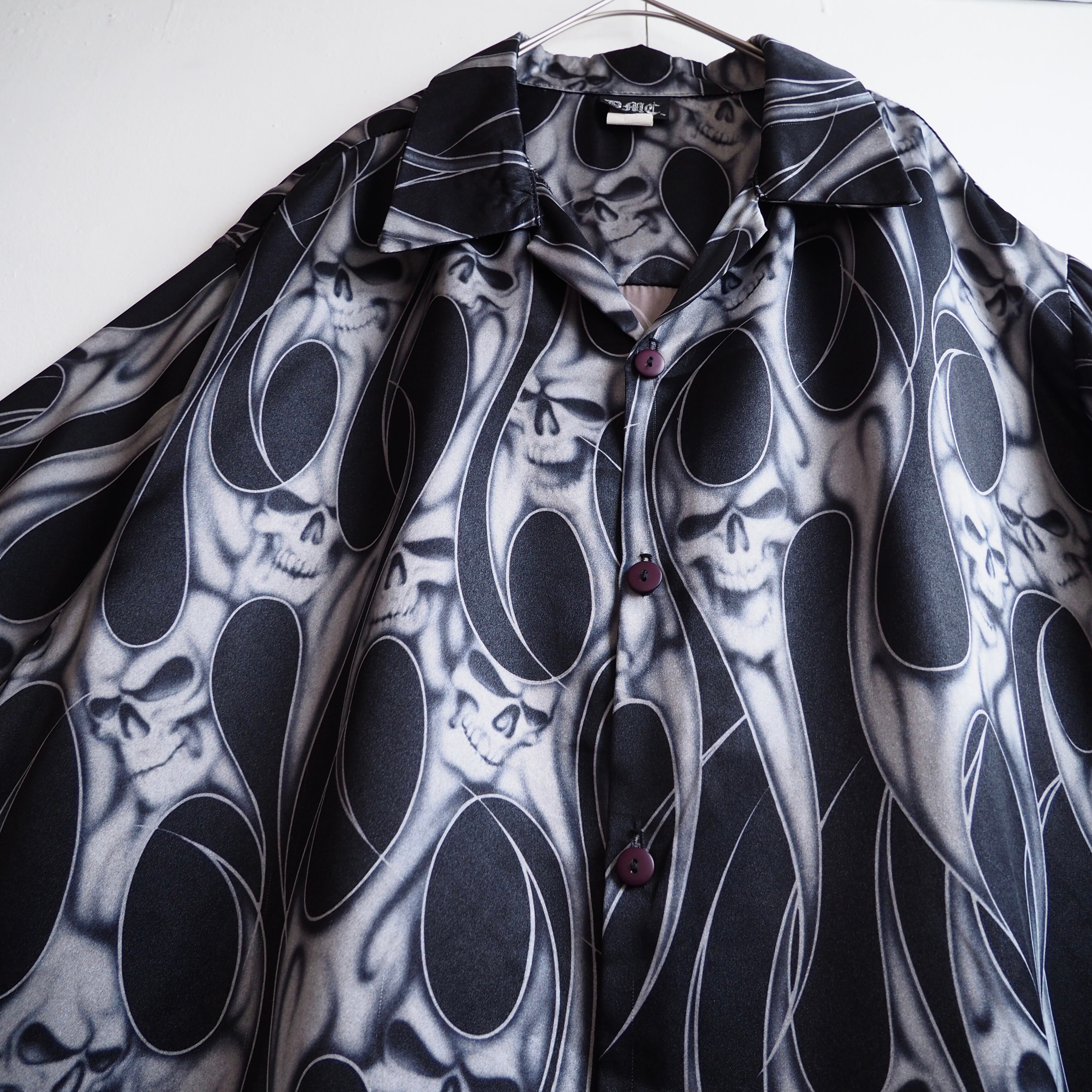 1990s Skull flame Design vintage loose SS Open collar shirt (made inUsa)