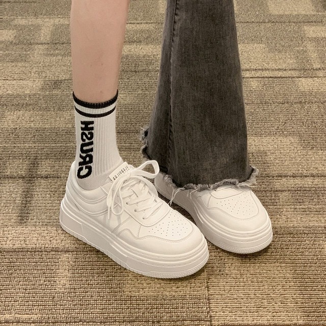 ストリートレトロボリュームソールスニーカー   R00446