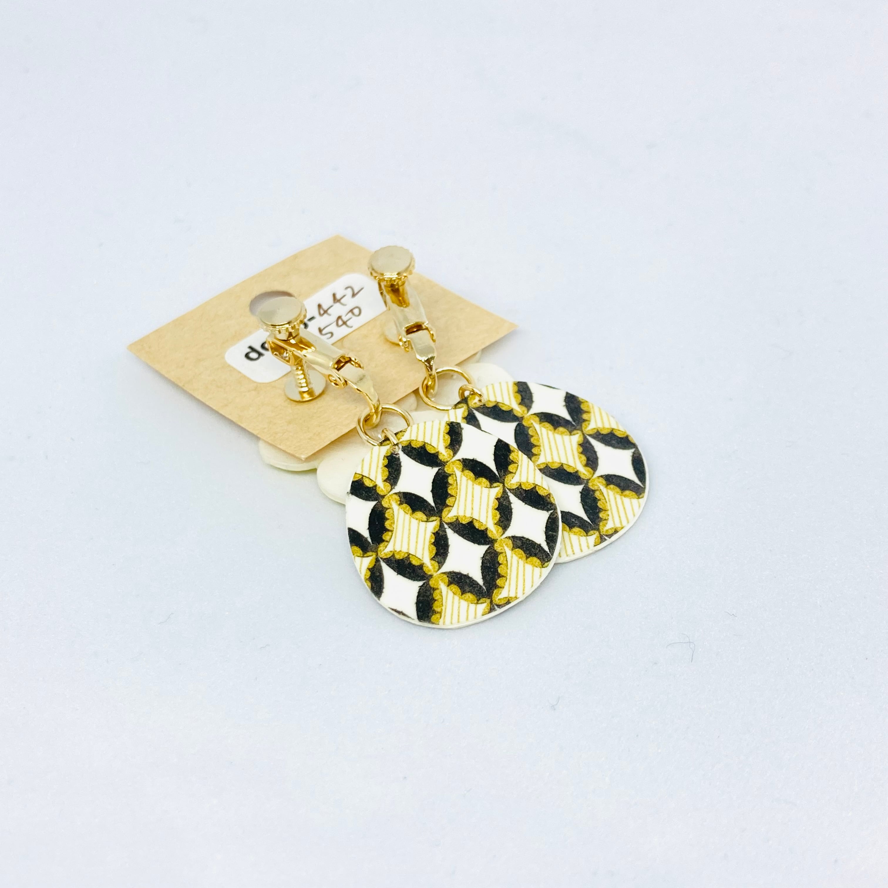 doop paper accessoryイヤリング/ イヤリング /doop /