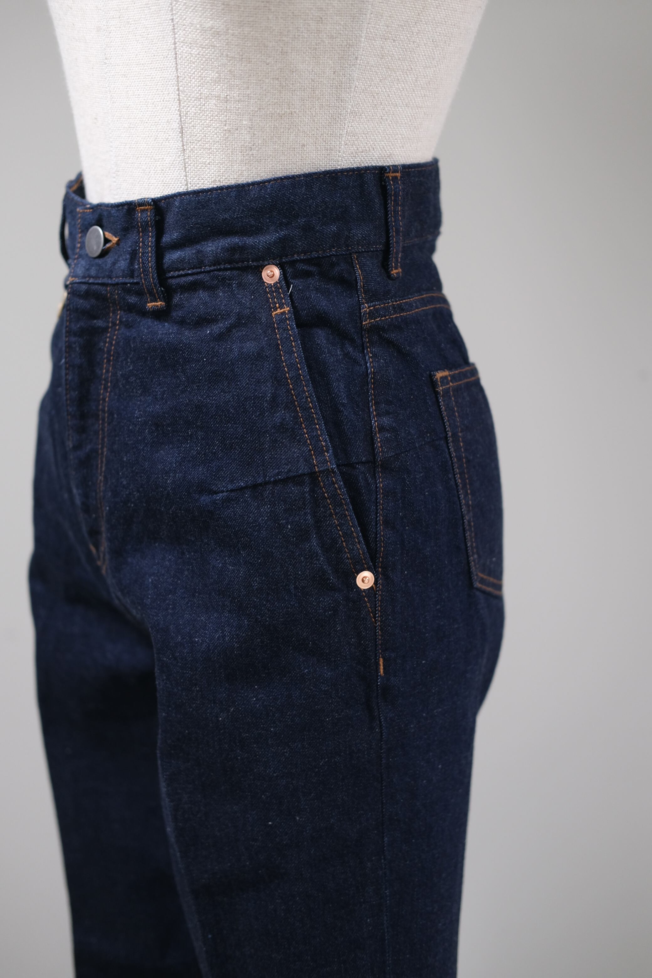 PHOTOCOPIEU】DAPHNE - navy - | loop