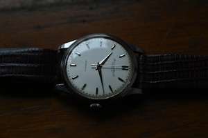 【腕時計】1961年製 IWC 白文字盤 "砲弾インデックス" 自動巻き Cal.853 International watch co.
