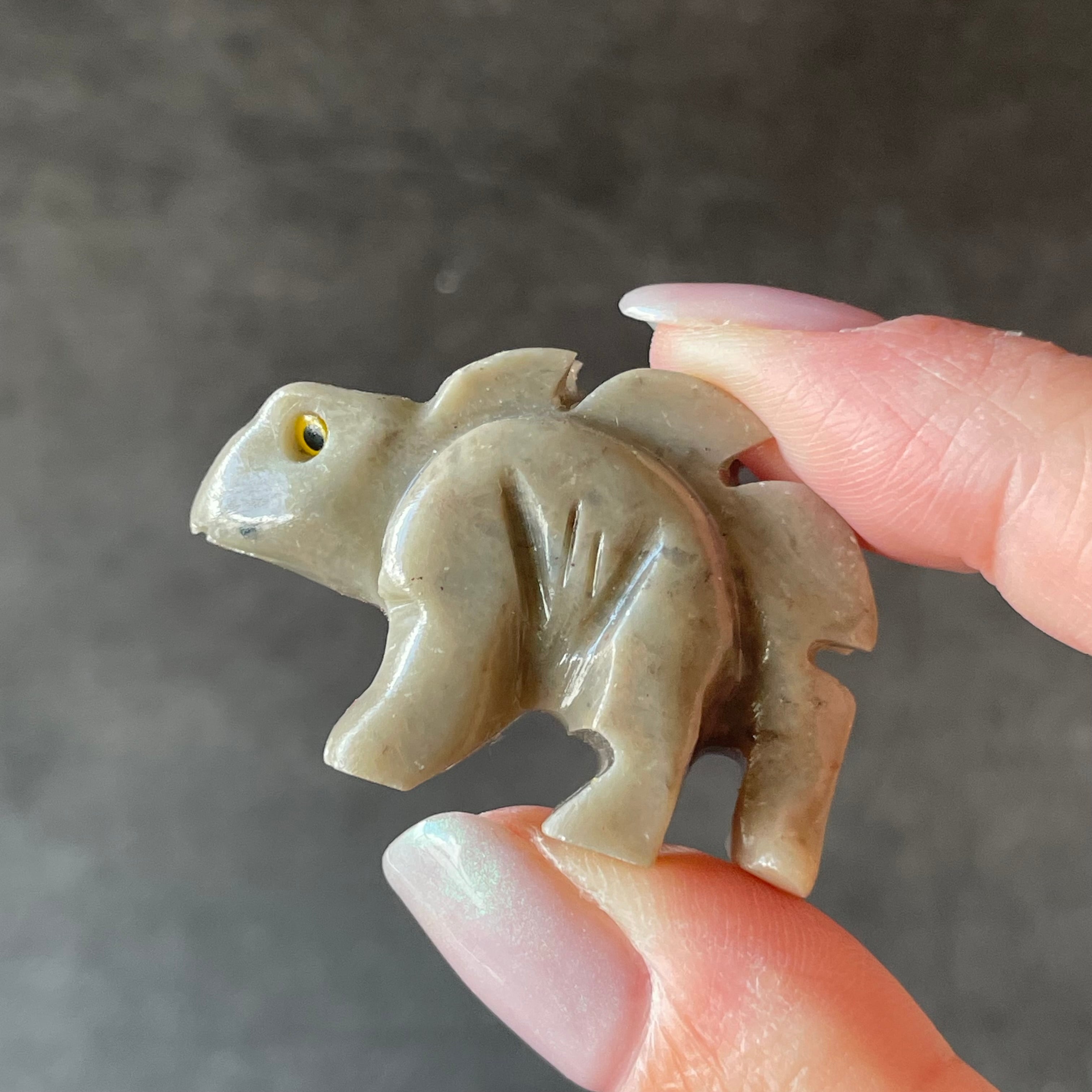 soapstone ソープストーン|dinosaur 恐竜|天然石 パワーストーン 鉱物