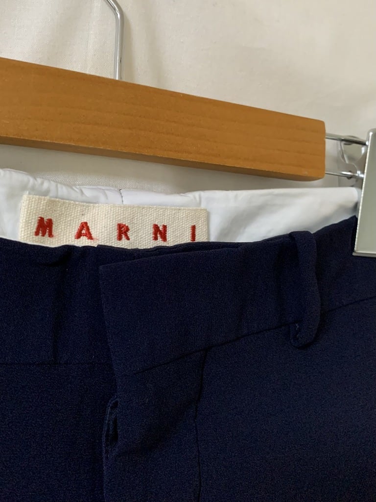Solid Color Tapered Silhouette Design Pants "MARNI"