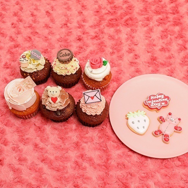 バレンタインカップケーキ６個とアイシングクッキースペシャルセット