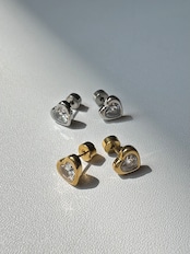 SS ハートストーンピアス