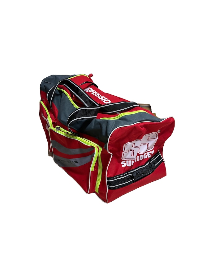 SS Mass Cricket Kit Duffle  Bag Large with Wheel