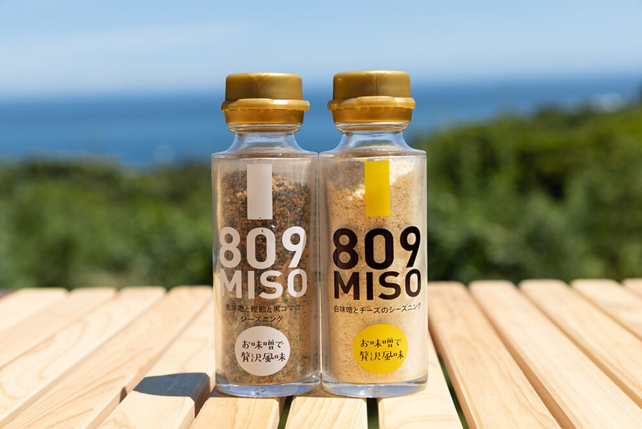 ヤマク食品809MISO   2種セット 「赤味噌と鰹節と黒ゴマのシーズニング」「 白味噌とチーズのシーズニング」