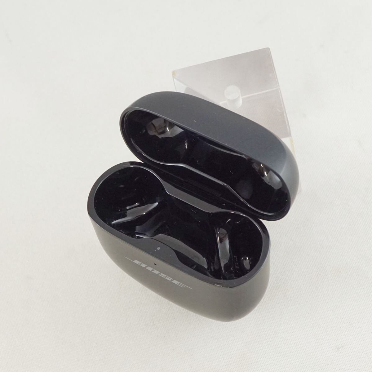 Bose QuietComfort Ultra Earbuds 充電ケースのみ USED美品 Bose QuietComfort Ultra Earbuds 充電ケースのみ USED美品
