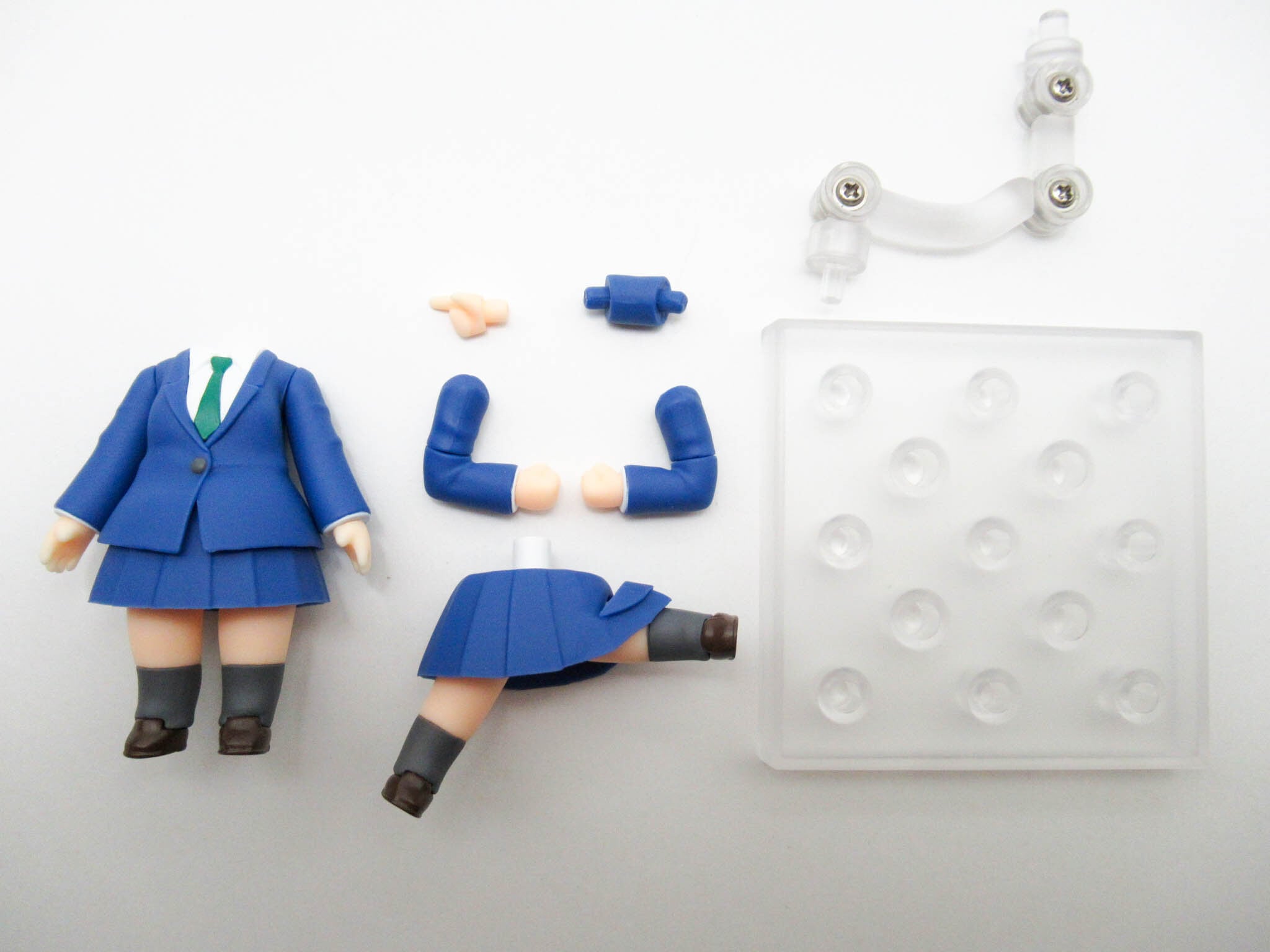 再入荷【1358】 毛利蘭 体パーツ 制服 ねんどろいど | ホビー通販