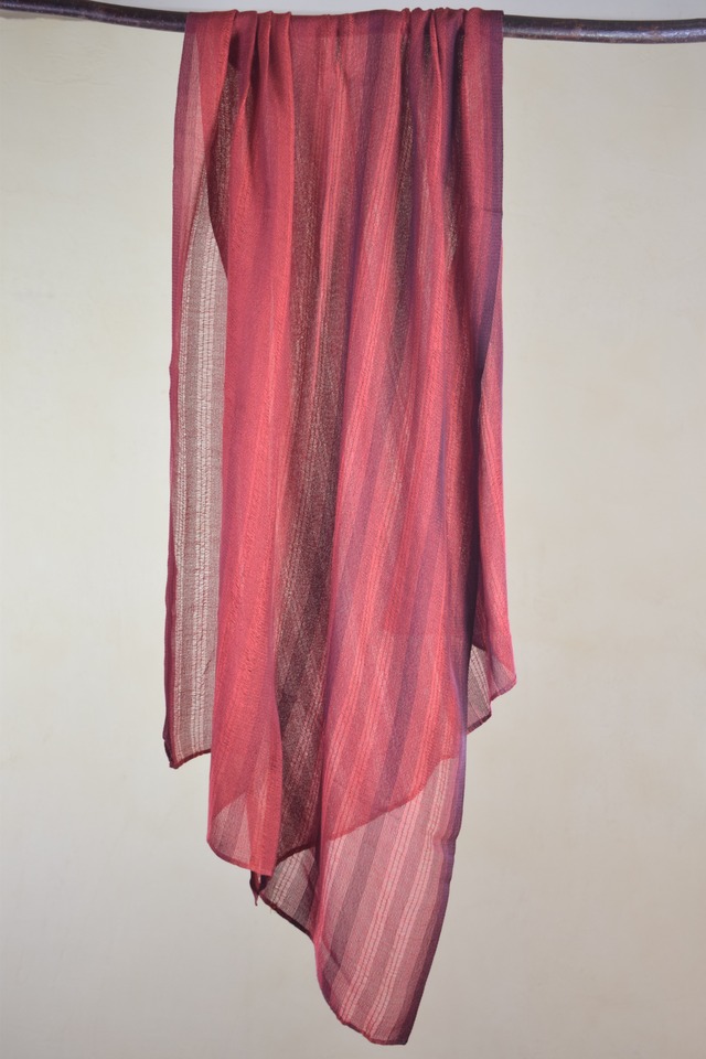 絹からみ織り布（ストール) ～スカーレット～　Silk leno weaving cloth (scarf) ～scarlet～