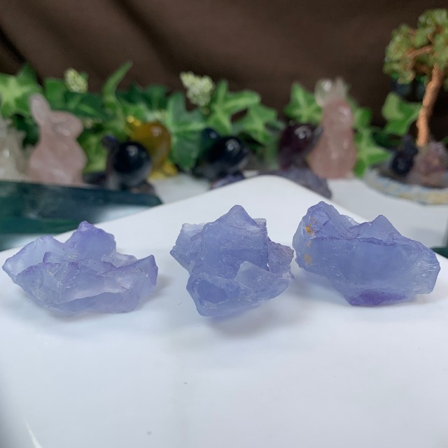 49.(小)5個セット☆幻想的な色合い☆ヤオガンシャン産・パープルフローライト原石