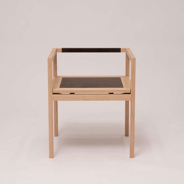 The structure SLE012