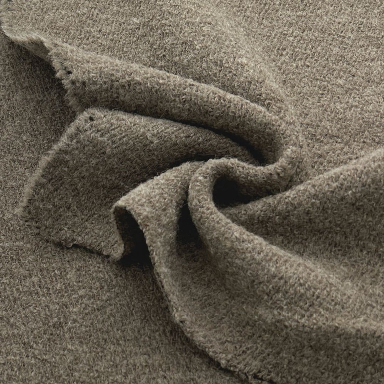 ★NY865◆1.3ｍ◆イタリア製◆ラスト1点！ウール100％弱起毛弱ブークレー綾織り生地◆サンドベージュ系