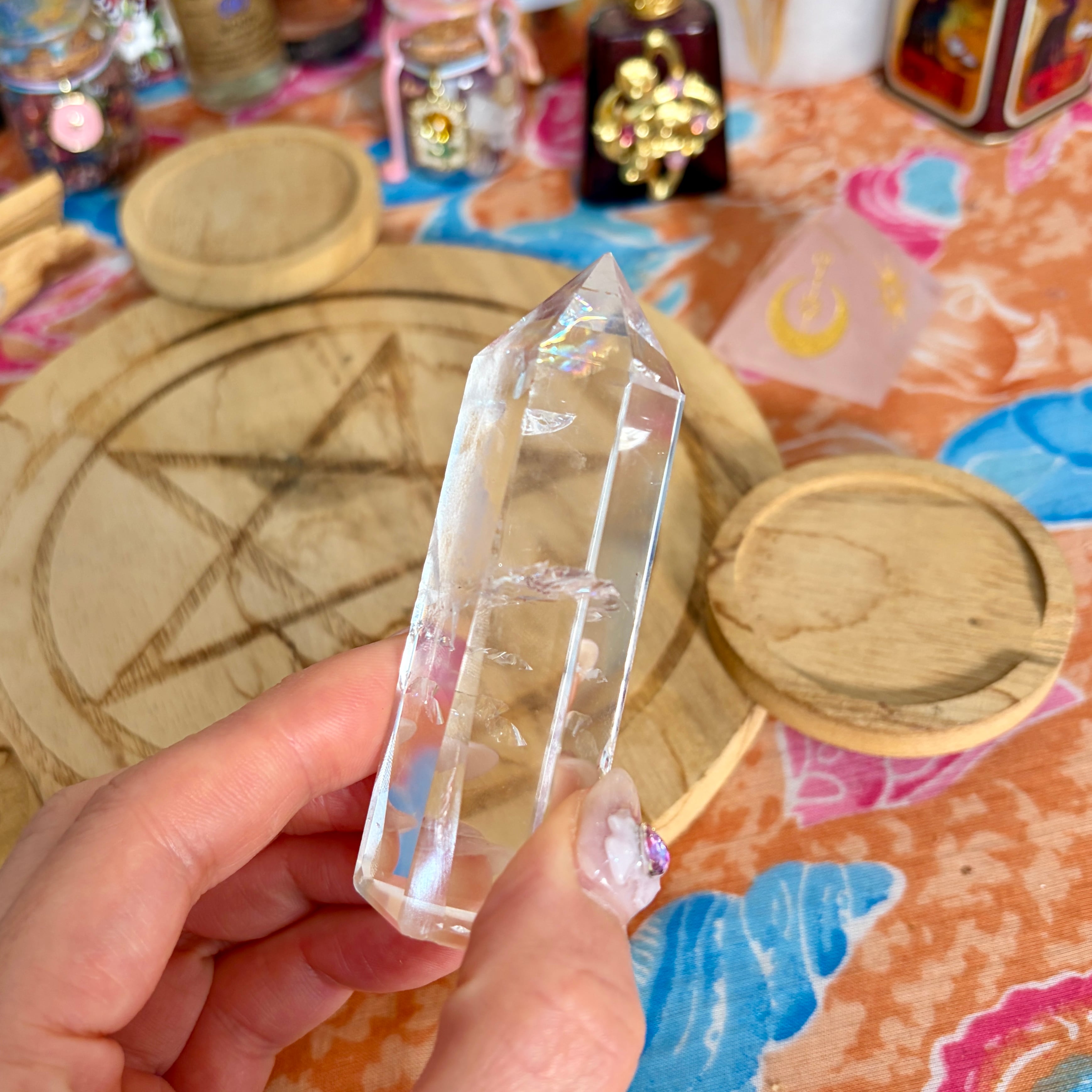 魔女の祭壇】 水晶 / クリアクォーツ の ポイントタワー A