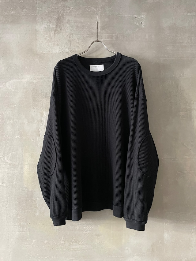 T/f Lv4 heavy waffle loose fit elbow patch top - black