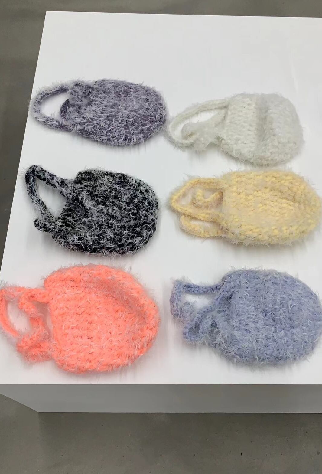 ふわふわミニバッグ    AS075-I001