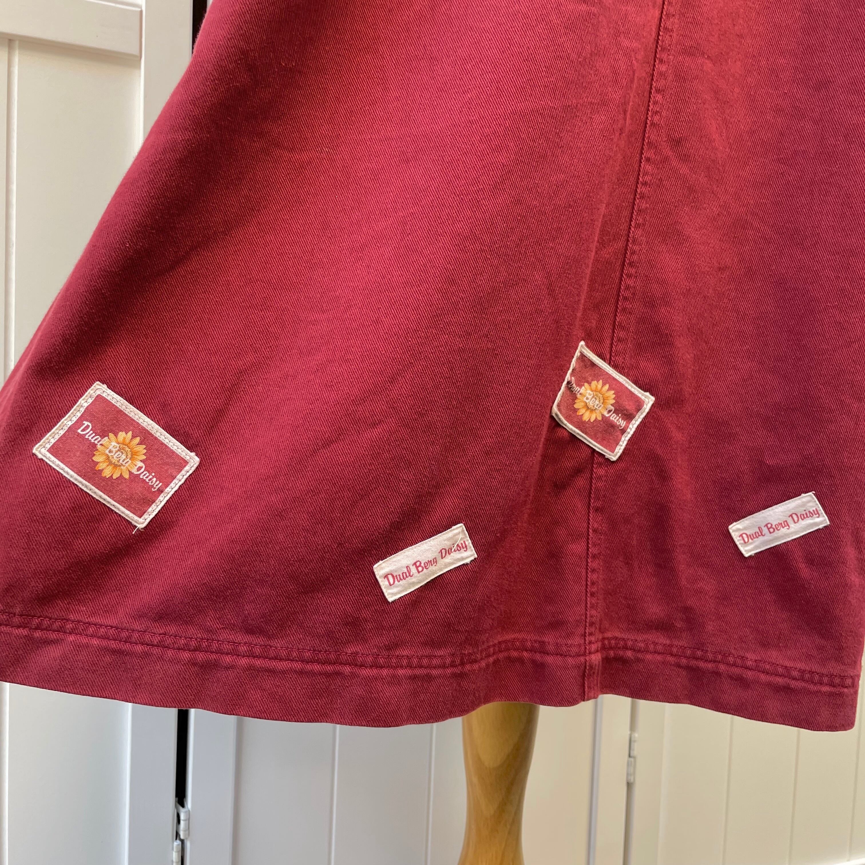 daisy appliqué jumper skirt〈レトロ古着 デイジーアップリケ ジャンパースカート 赤 レッド ボルドー日本製〉  RiLOU〈リル〉