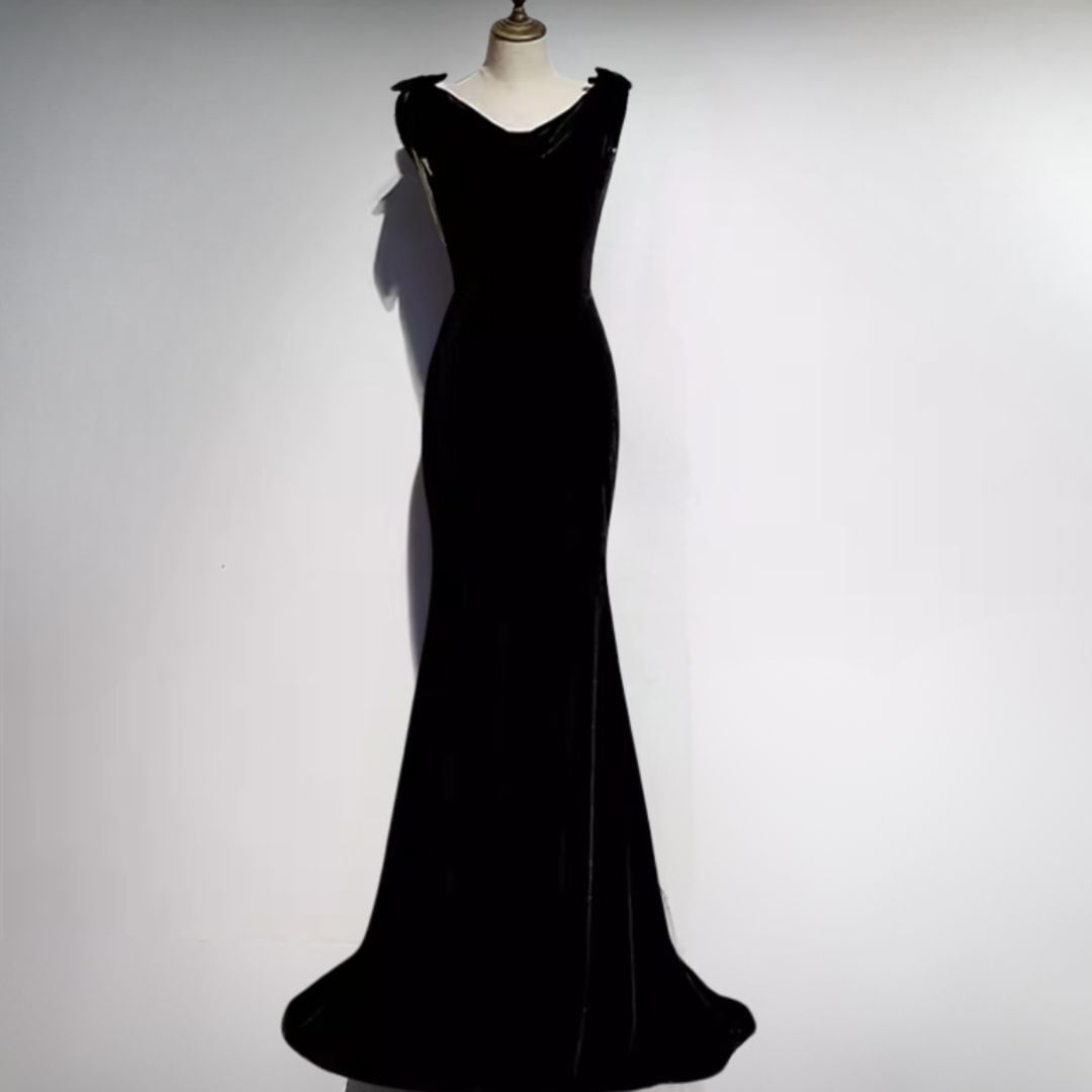 【3営業日以内に国際発送】<Sサイズ B80 W63>パールチェーンマーメイドドレス D1027