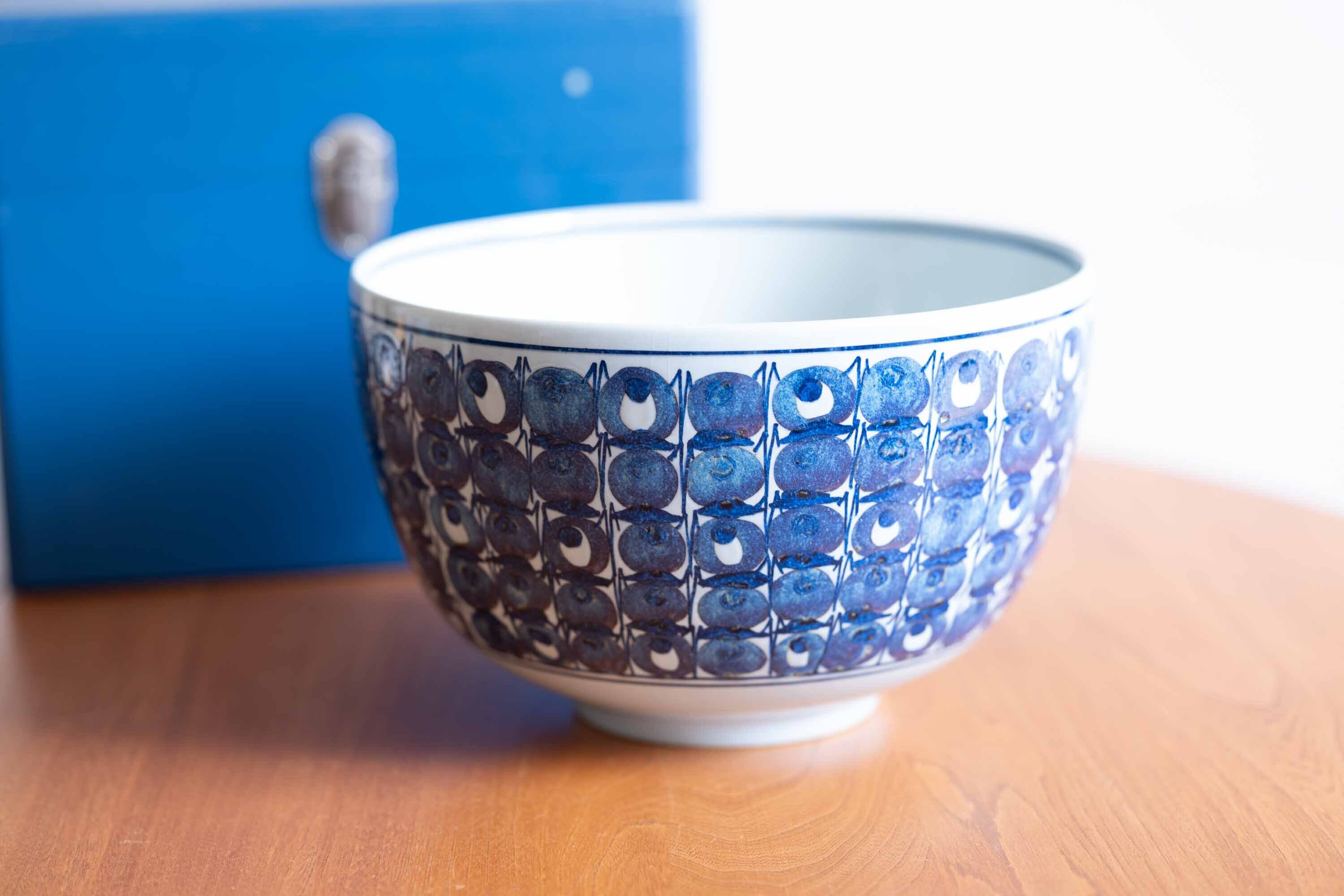 ロイヤルコペンハーゲン 大きな鉢/ボウル 青い実のパターン 専用な箱入り テネラ