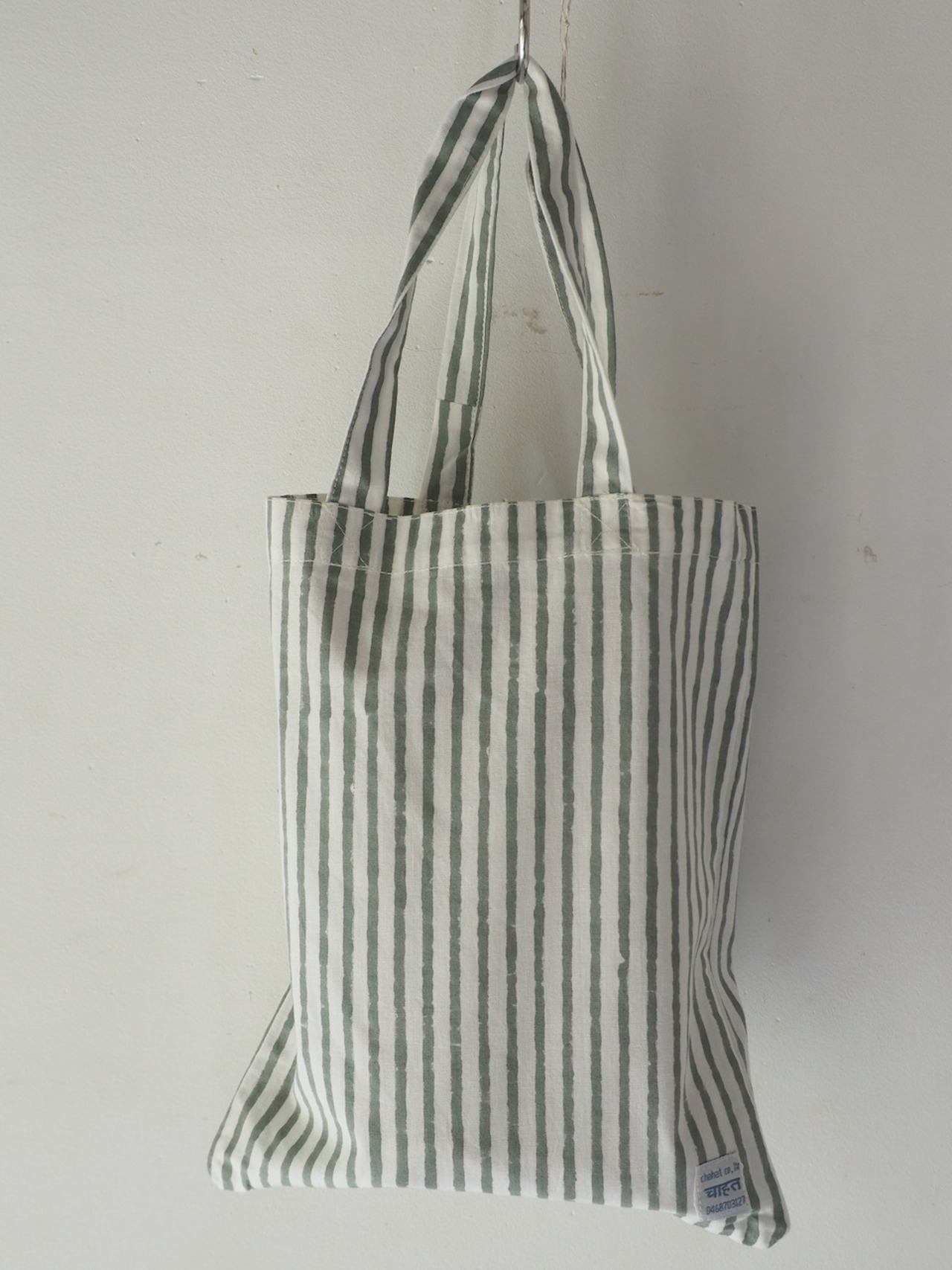 156ri056 mukesh bag A (細シマシマ）