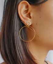 フープデザインピアス/018051